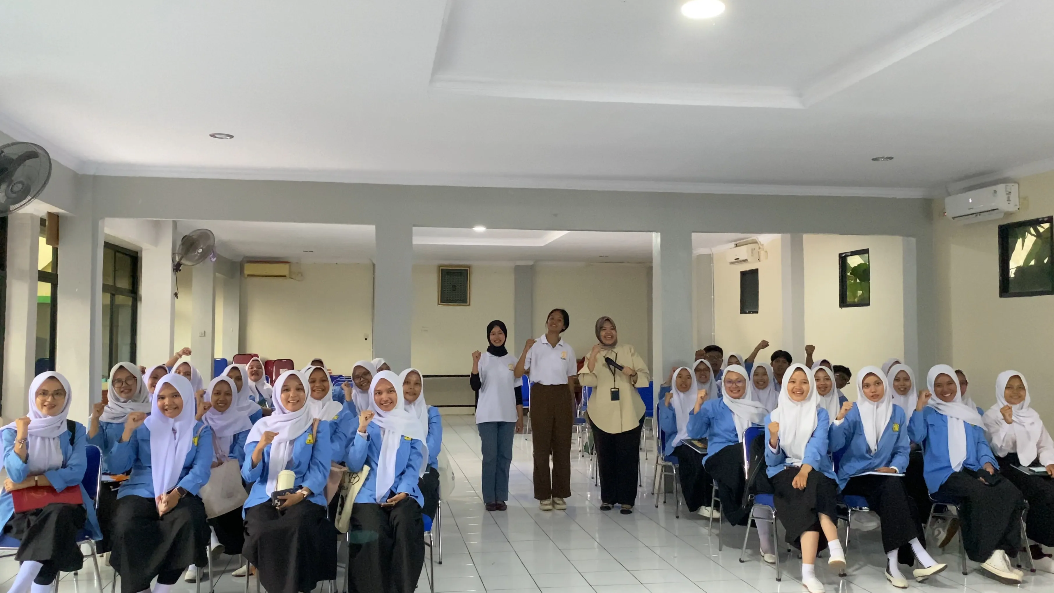 Karier ke Luar Negeri Semakin Terbuka, Siswa/i SMK Raflesia Depok Siap Menyambut Peluang Caregiver di Jepang 